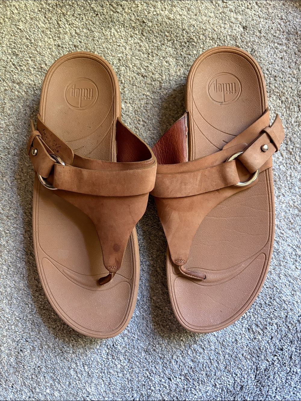 FitFlop Women's Tan Brown Suede Toe-Post Sandals